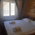 арніка Hotel Synevyrsʼka Polyana