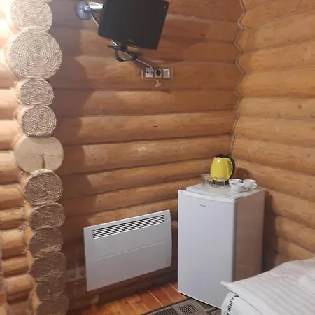 арніка Hotel 3*