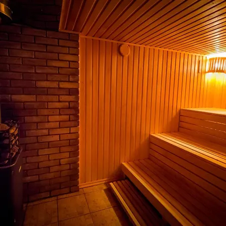 арніка Synevyrsʼka Polyana