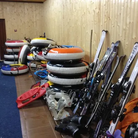 арніка Hotel 3*