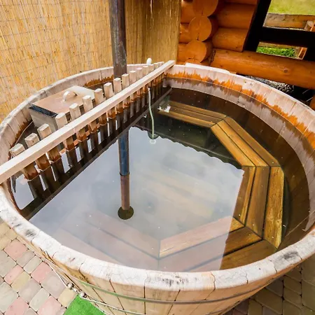 арніка Hotel Synevyrsʼka Polyana