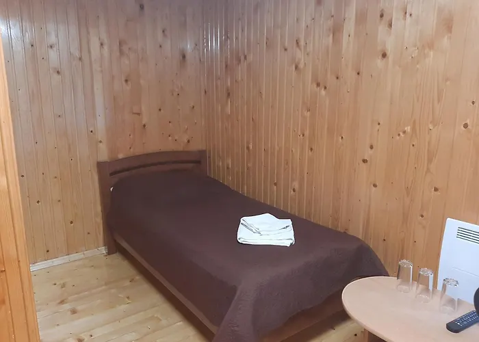арніка Hotel 3*