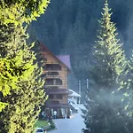 арніка Отель